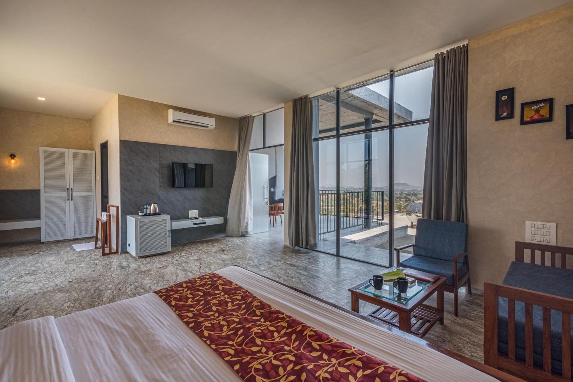 Wabi Sabi Resort, Igatpuri Buitenkant foto
